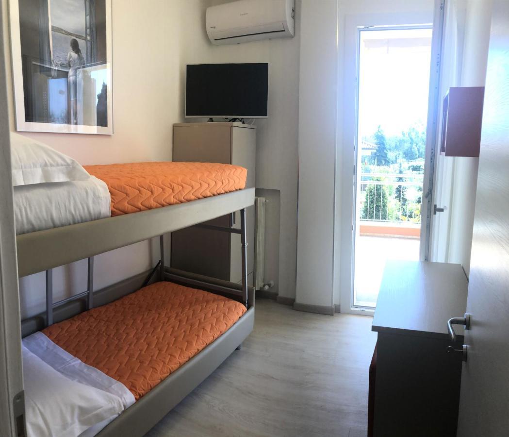 Residenza Verdemare Misano Adriatico Extérieur photo